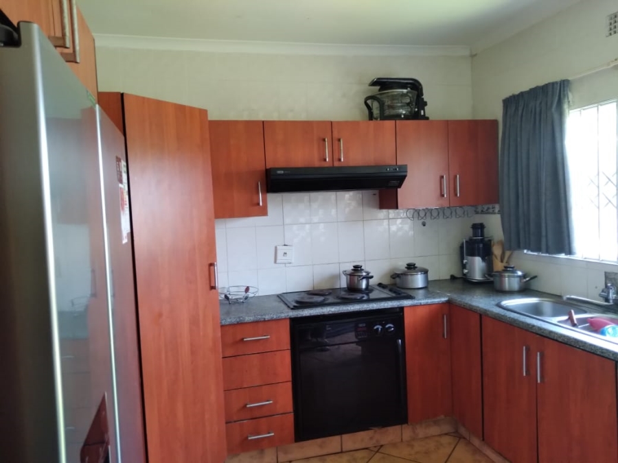 3 Bedroom Property for Sale in Esikhawini KwaZulu-Natal