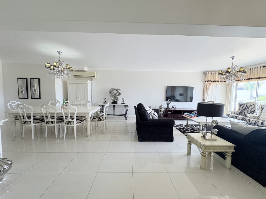 3 Bedroom Property for Sale in Umhlanga KwaZulu-Natal