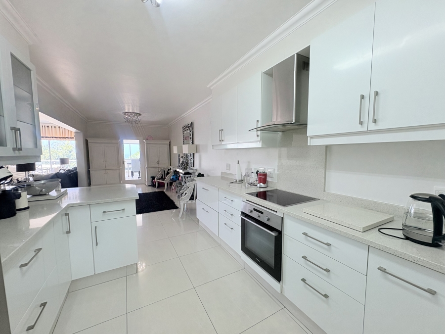 3 Bedroom Property for Sale in Umhlanga KwaZulu-Natal