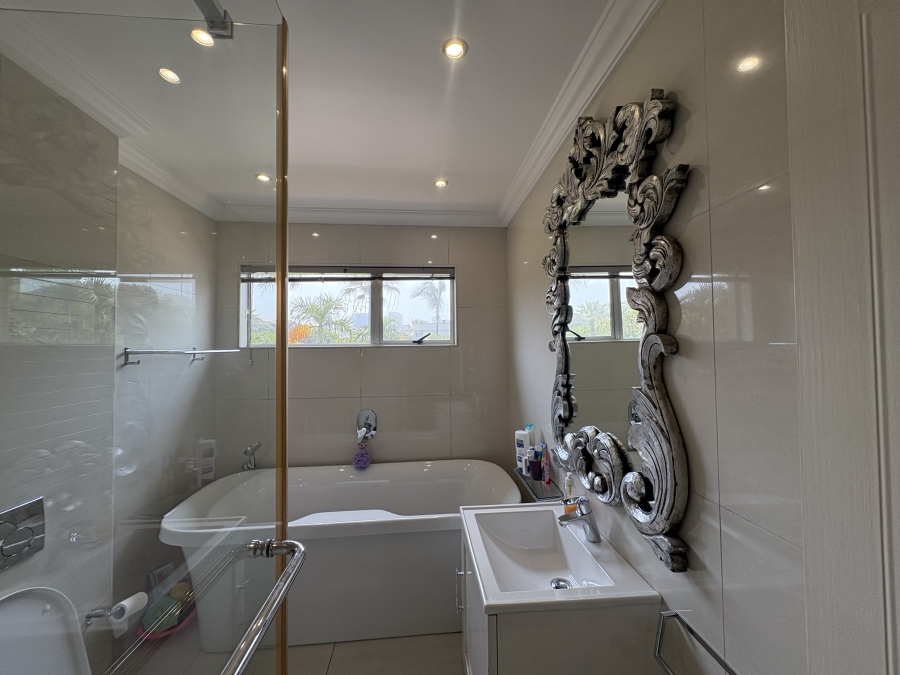3 Bedroom Property for Sale in Umhlanga KwaZulu-Natal