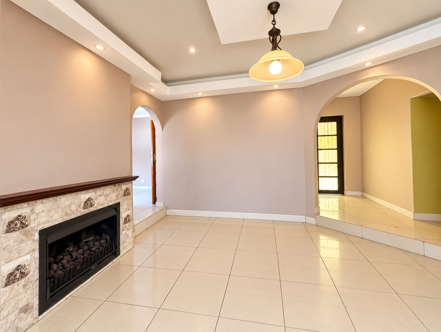 To Let 4 Bedroom Property for Rent in Lincoln Meade KwaZulu-Natal
