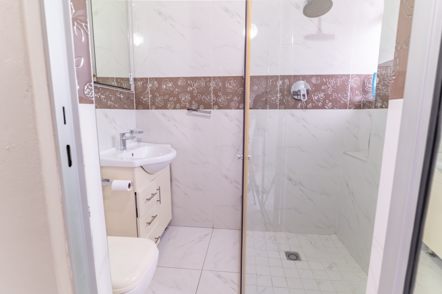 To Let 2 Bedroom Property for Rent in North Beach KwaZulu-Natal