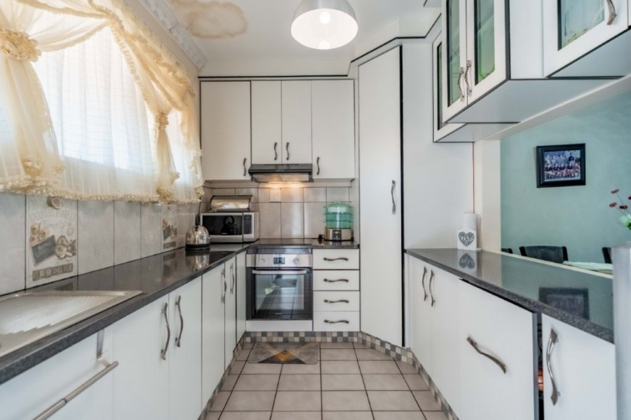 2 Bedroom Property for Sale in Pinetown KwaZulu-Natal