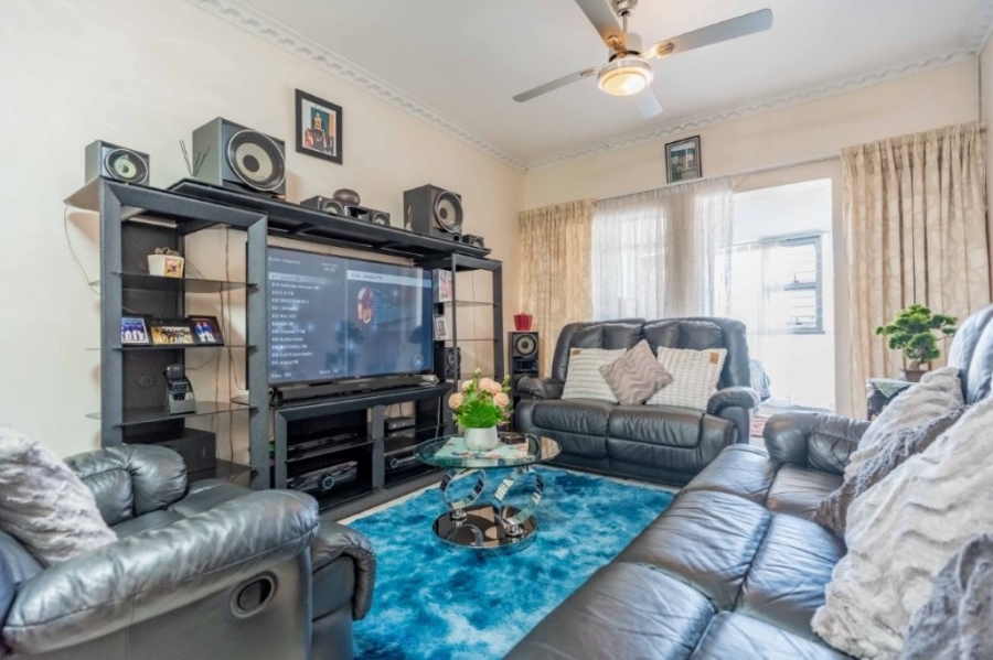 2 Bedroom Property for Sale in Pinetown KwaZulu-Natal