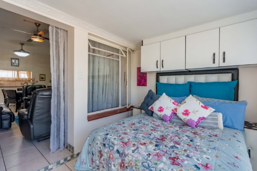 2 Bedroom Property for Sale in Pinetown KwaZulu-Natal