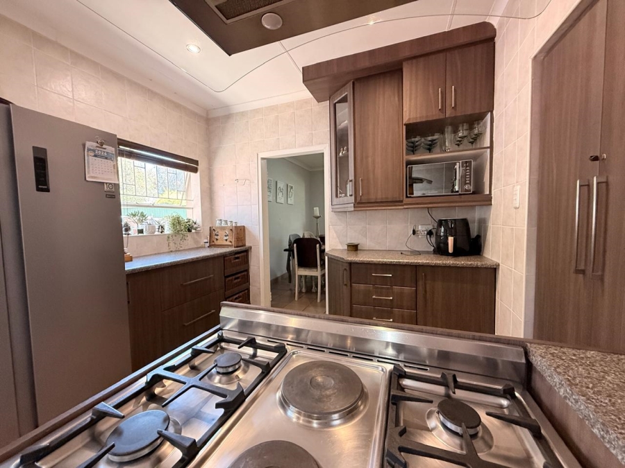 4 Bedroom Property for Sale in Schuinshoogte KwaZulu-Natal