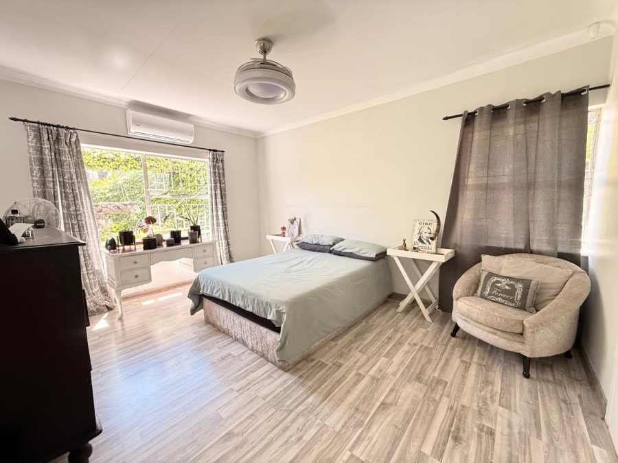 4 Bedroom Property for Sale in Schuinshoogte KwaZulu-Natal