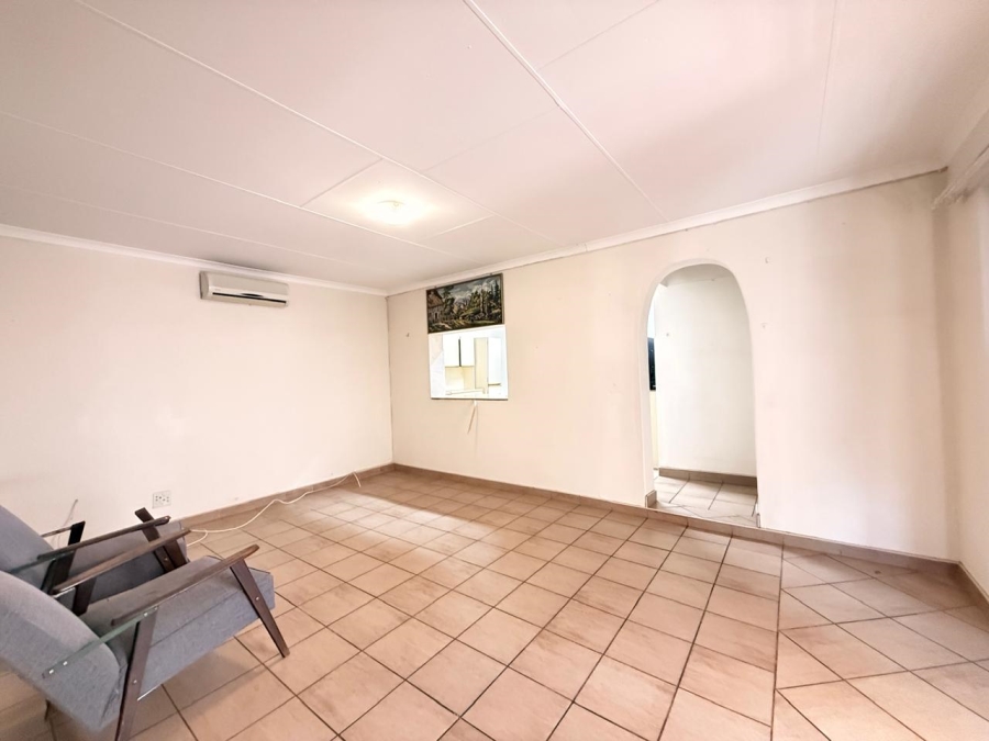 4 Bedroom Property for Sale in Schuinshoogte KwaZulu-Natal