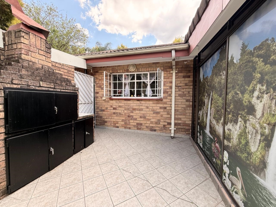 3 Bedroom Property for Sale in Aviary Hill KwaZulu-Natal