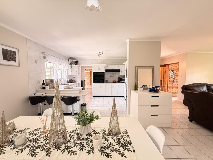 3 Bedroom Property for Sale in Aviary Hill KwaZulu-Natal
