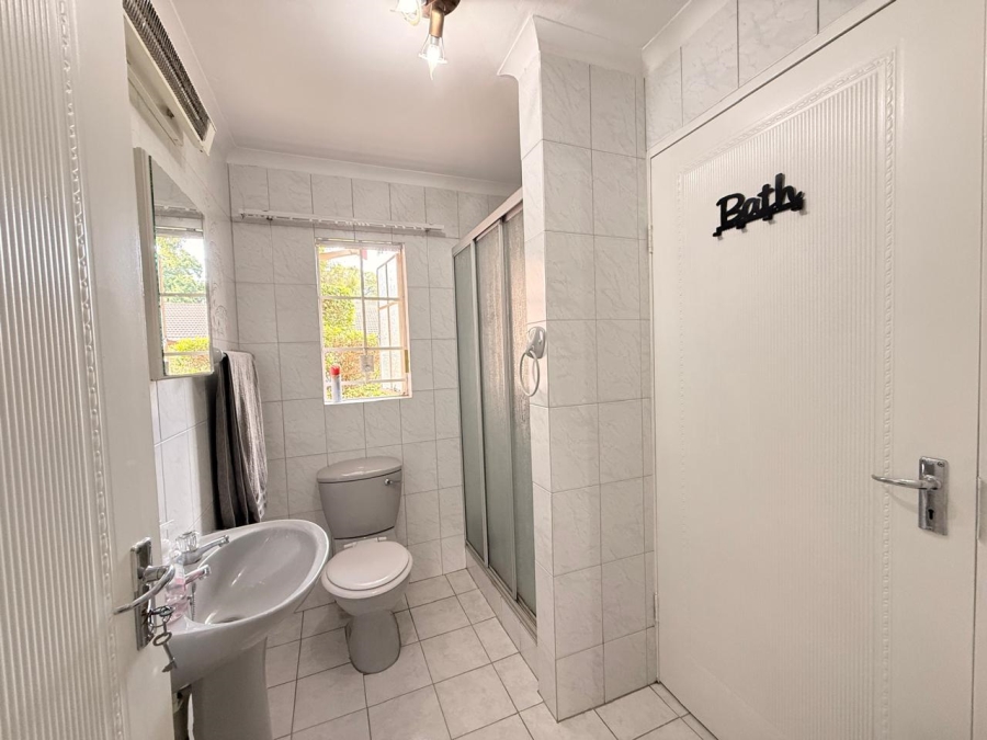 3 Bedroom Property for Sale in Aviary Hill KwaZulu-Natal