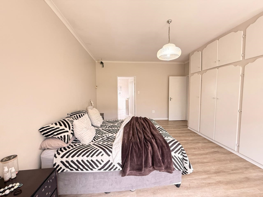 3 Bedroom Property for Sale in Aviary Hill KwaZulu-Natal