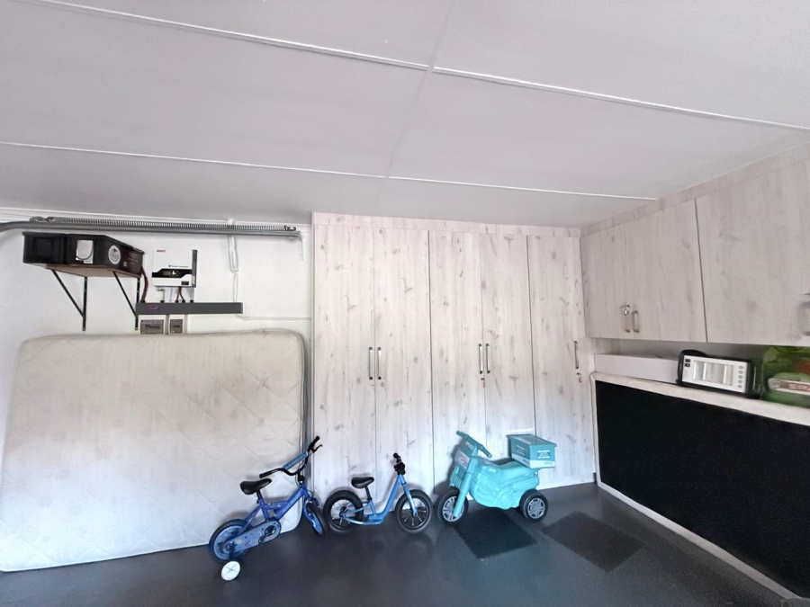 3 Bedroom Property for Sale in Aviary Hill KwaZulu-Natal