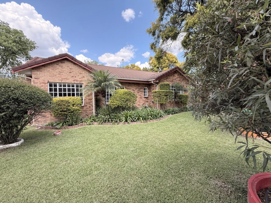 3 Bedroom Property for Sale in Aviary Hill KwaZulu-Natal