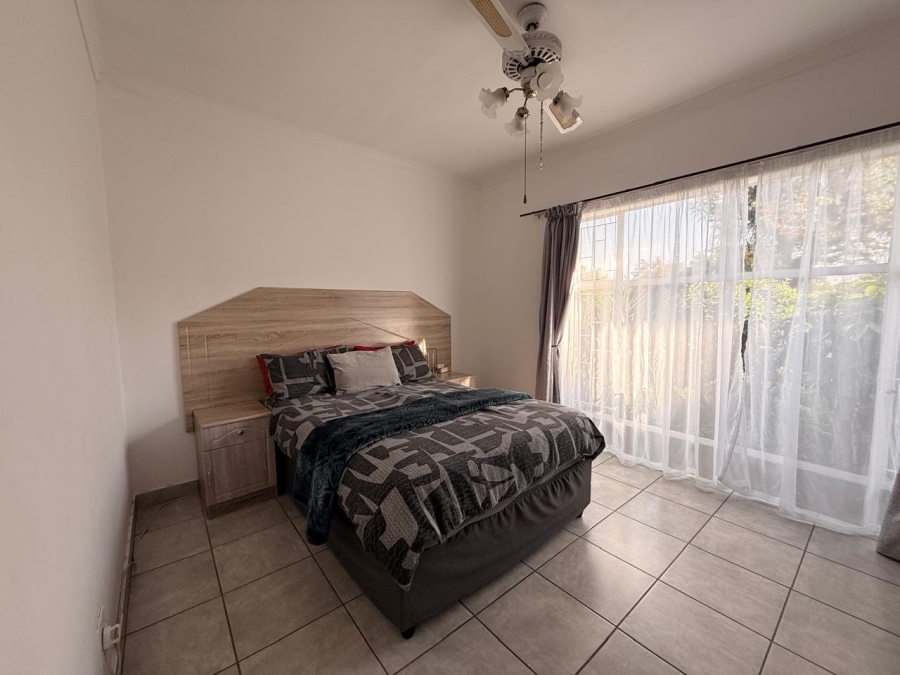 5 Bedroom Property for Sale in Huttenheights KwaZulu-Natal