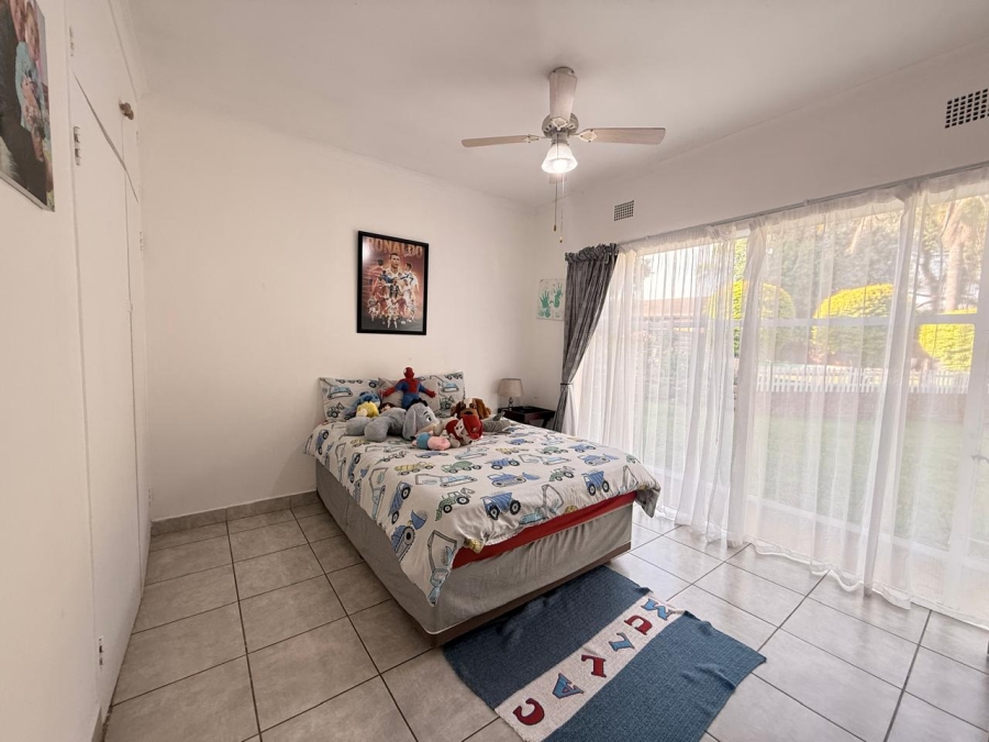 5 Bedroom Property for Sale in Huttenheights KwaZulu-Natal