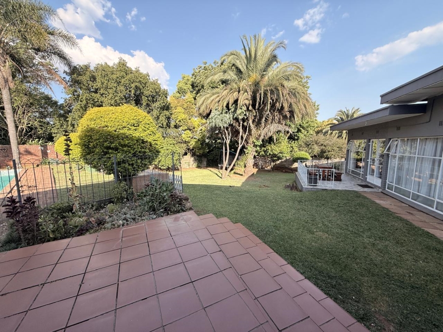 5 Bedroom Property for Sale in Huttenheights KwaZulu-Natal