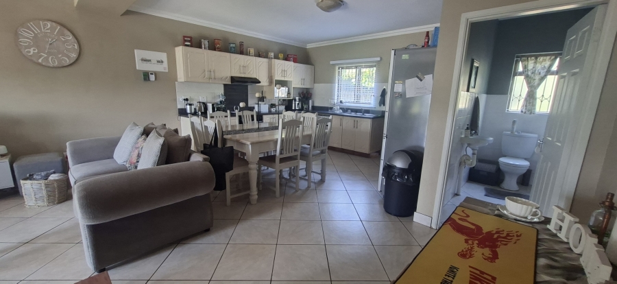 To Let 2 Bedroom Property for Rent in Gillitts KwaZulu-Natal
