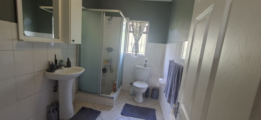 To Let 2 Bedroom Property for Rent in Gillitts KwaZulu-Natal