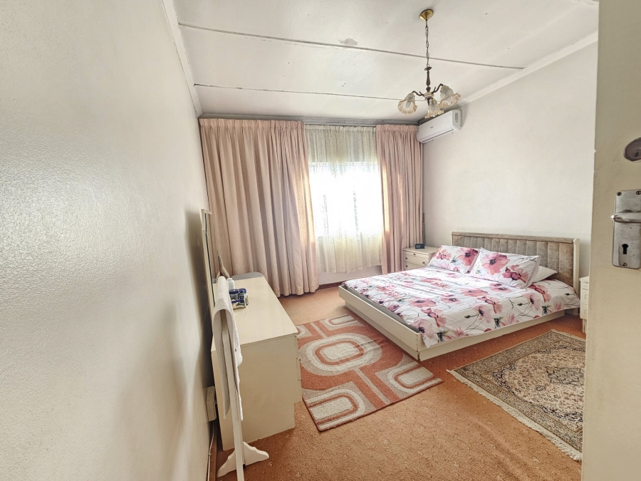 Commercial Property for Sale in Gandhinagar KwaZulu-Natal
