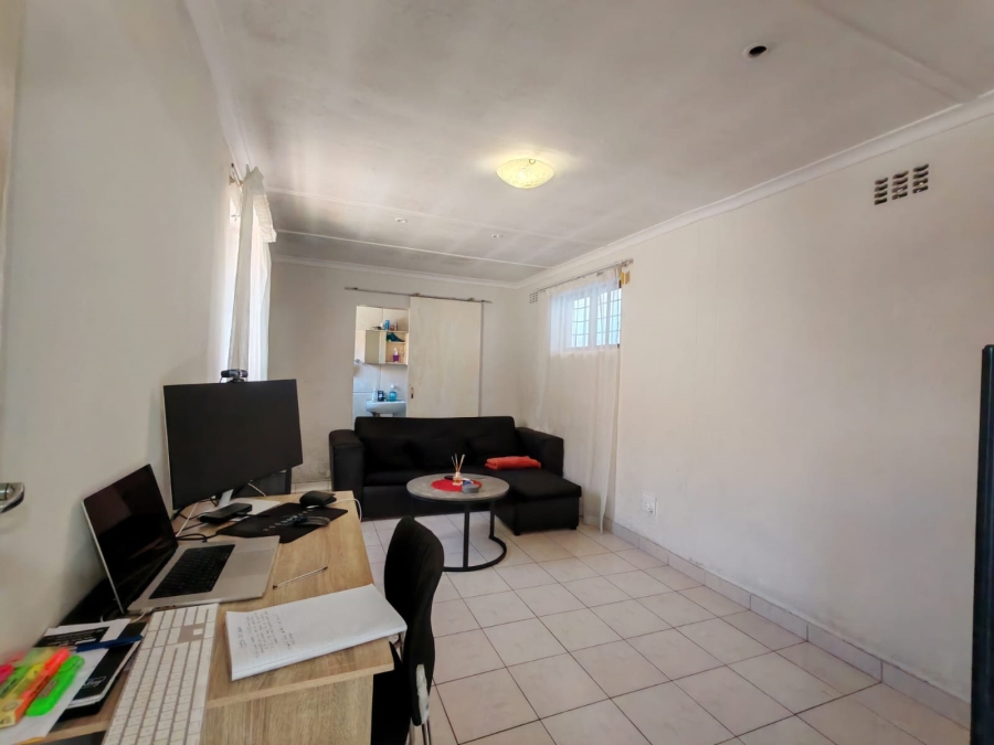To Let 1 Bedroom Property for Rent in Durban North KwaZulu-Natal