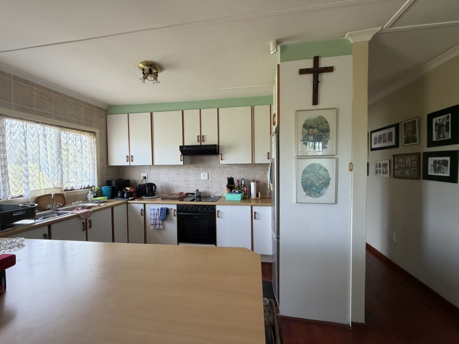3 Bedroom Property for Sale in Freeland Park KwaZulu-Natal