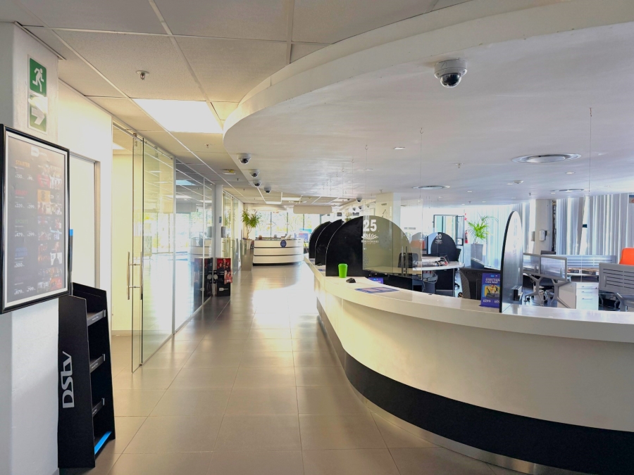 To Let Commercial Property for Rent in Somerset Park KwaZulu-Natal