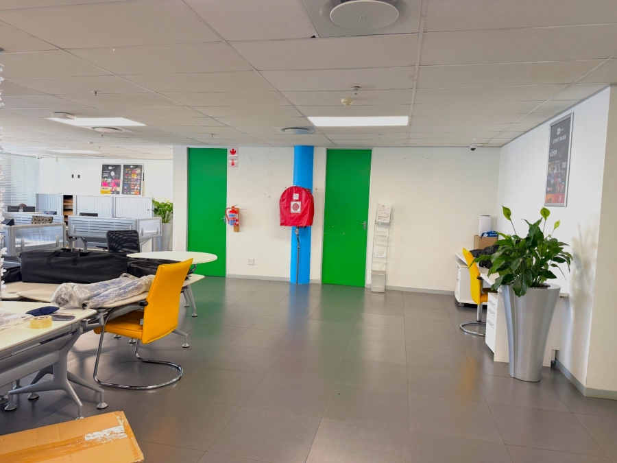 To Let Commercial Property for Rent in Somerset Park KwaZulu-Natal