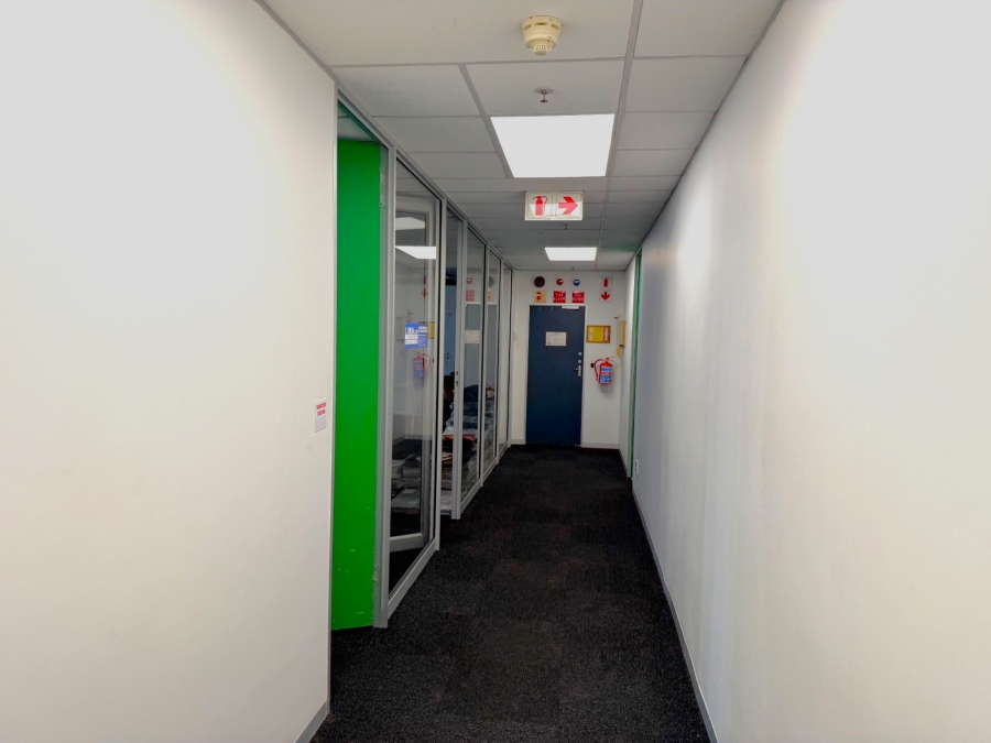 To Let Commercial Property for Rent in Somerset Park KwaZulu-Natal