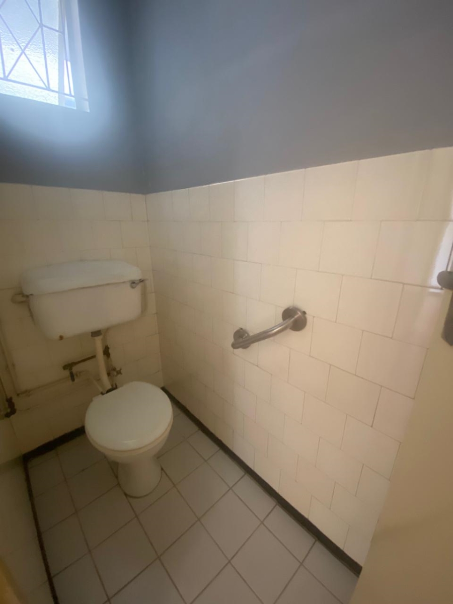 2 Bedroom Property for Sale in Morningside KwaZulu-Natal
