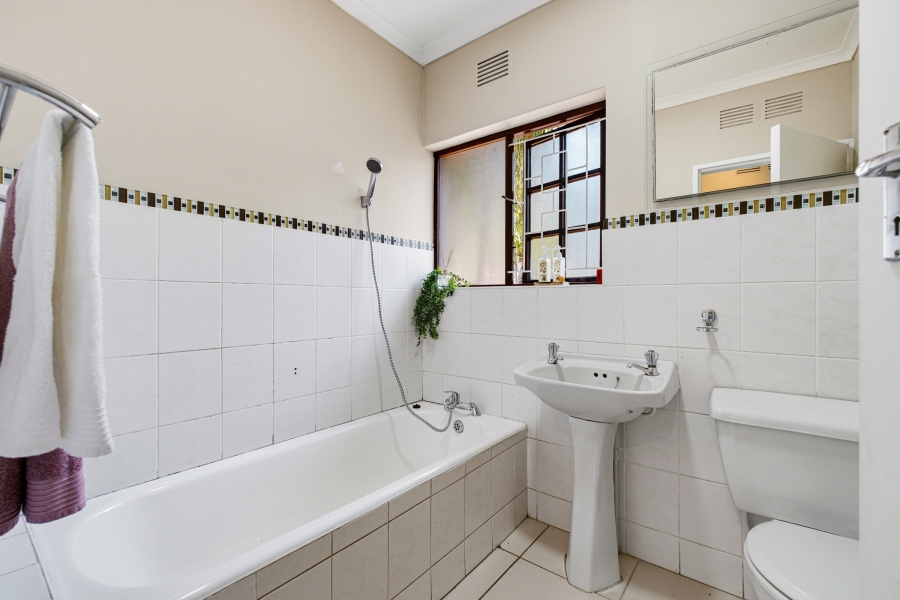4 Bedroom Property for Sale in Manors KwaZulu-Natal