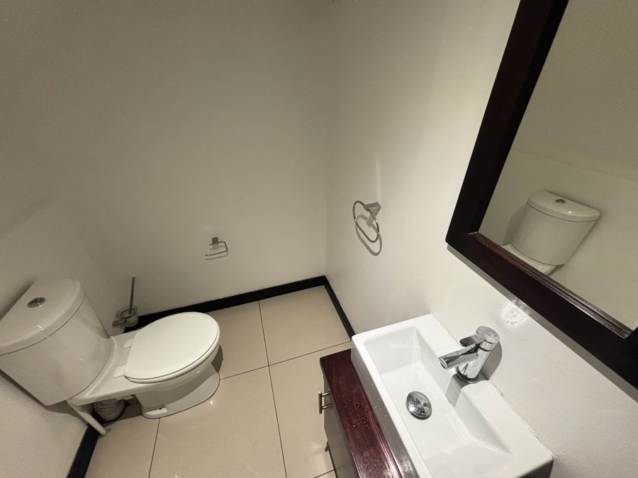 3 Bedroom Property for Sale in Izinga KwaZulu-Natal