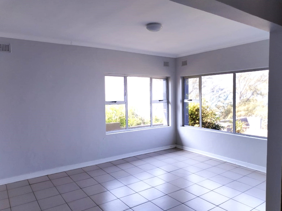 4 Bedroom Property for Sale in Tinley Manor KwaZulu-Natal