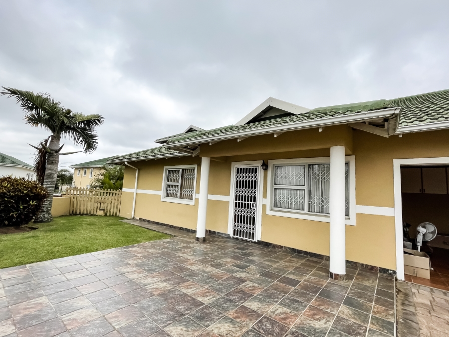 To Let 4 Bedroom Property for Rent in Somerset Park KwaZulu-Natal