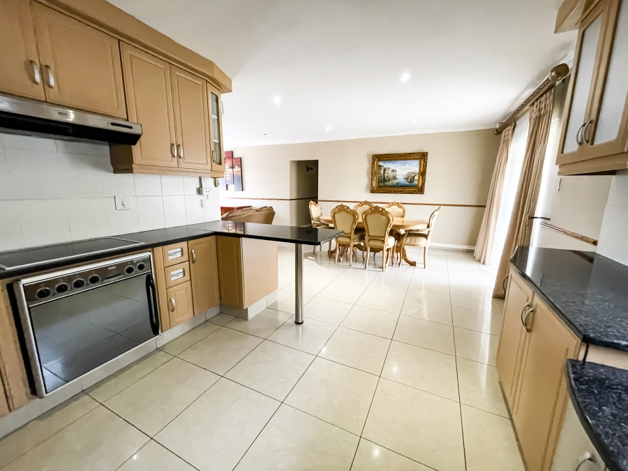 To Let 4 Bedroom Property for Rent in Somerset Park KwaZulu-Natal