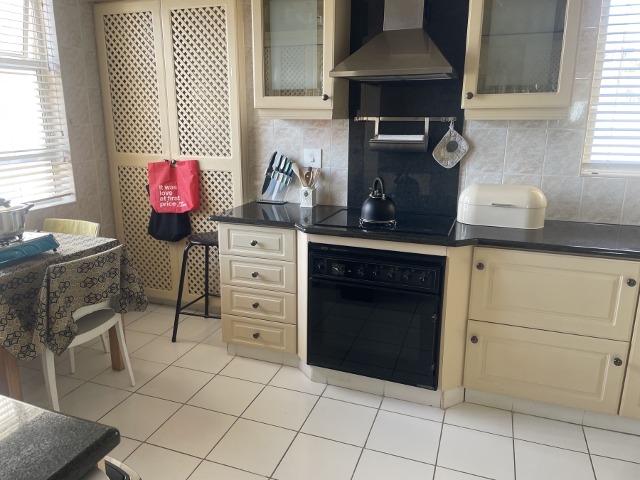 4 Bedroom Property for Sale in Umhlanga KwaZulu-Natal