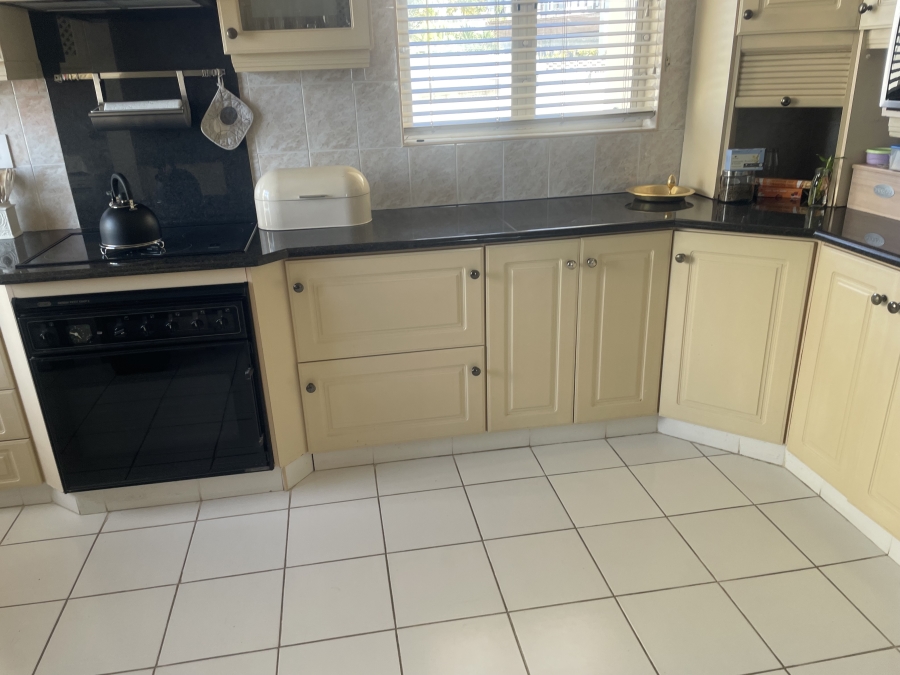 4 Bedroom Property for Sale in Umhlanga KwaZulu-Natal