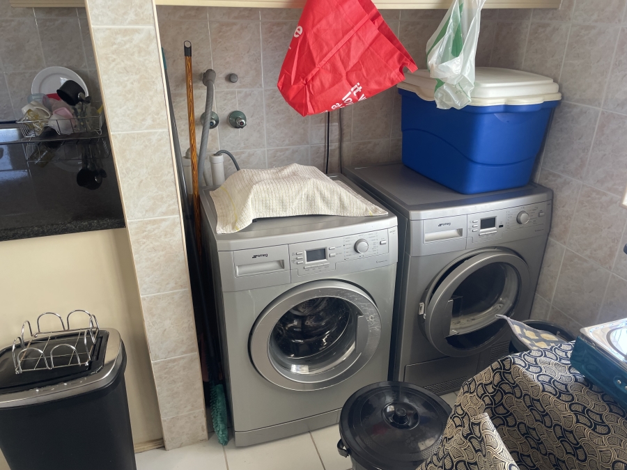 4 Bedroom Property for Sale in Umhlanga KwaZulu-Natal