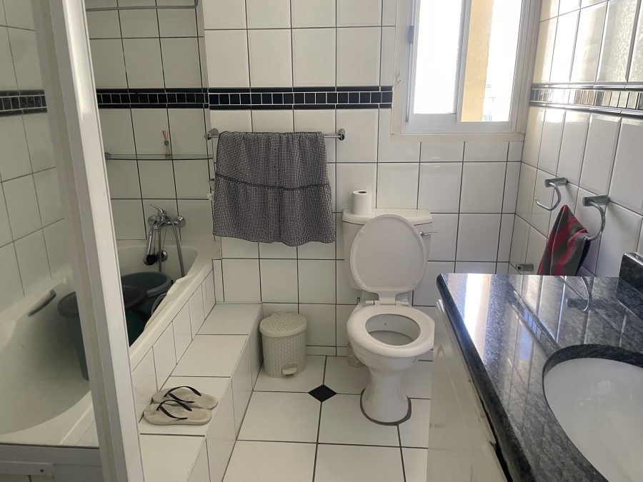 4 Bedroom Property for Sale in Umhlanga KwaZulu-Natal
