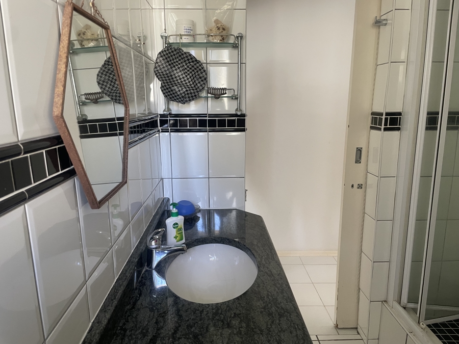 4 Bedroom Property for Sale in Umhlanga KwaZulu-Natal