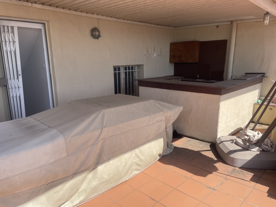 4 Bedroom Property for Sale in Umhlanga KwaZulu-Natal