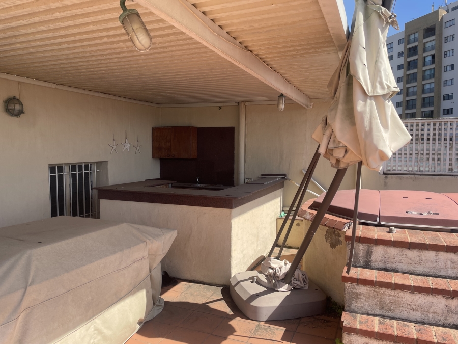 4 Bedroom Property for Sale in Umhlanga KwaZulu-Natal
