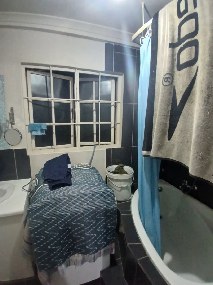 4 Bedroom Property for Sale in Shastri Park KwaZulu-Natal