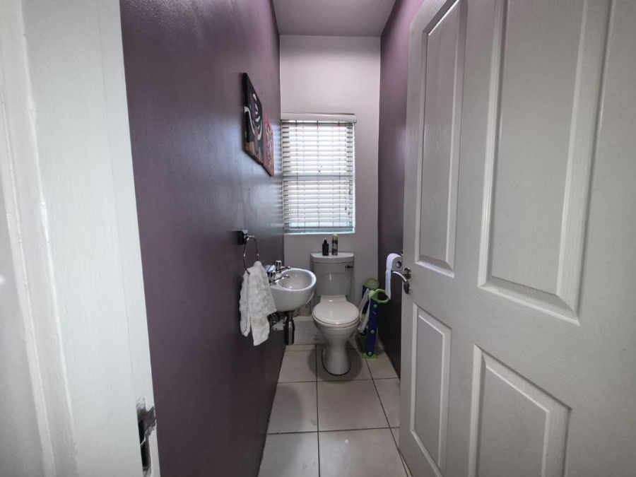 2 Bedroom Property for Sale in Windermere KwaZulu-Natal