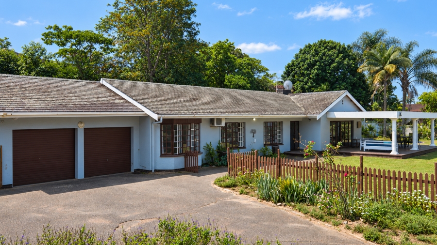 4 Bedroom Property for Sale in Dawncliffe KwaZulu-Natal