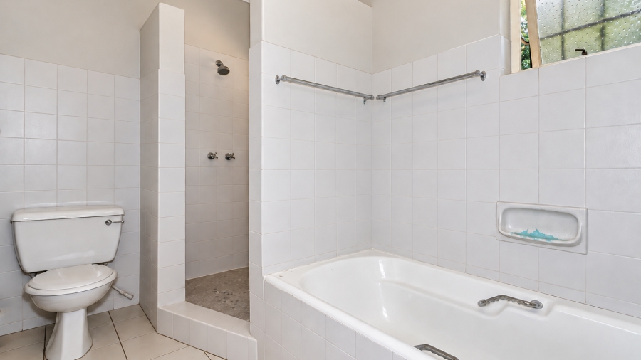 4 Bedroom Property for Sale in Dawncliffe KwaZulu-Natal