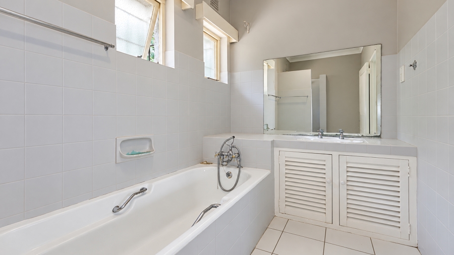 4 Bedroom Property for Sale in Dawncliffe KwaZulu-Natal