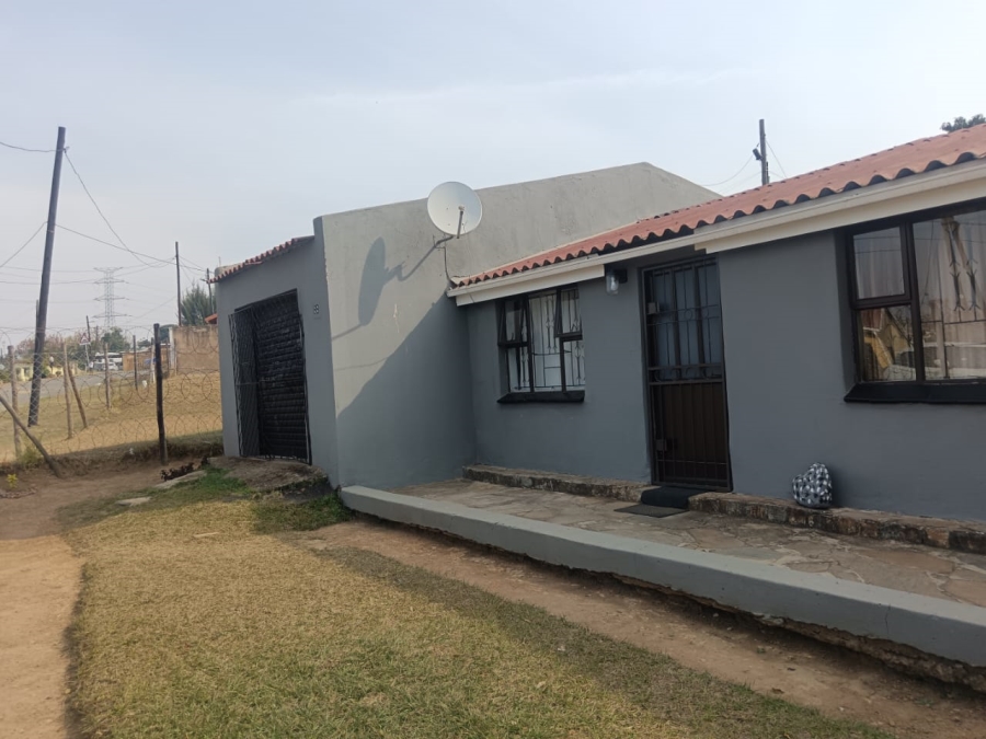To Let 2 Bedroom Property for Rent in Ntuzuma KwaZulu-Natal
