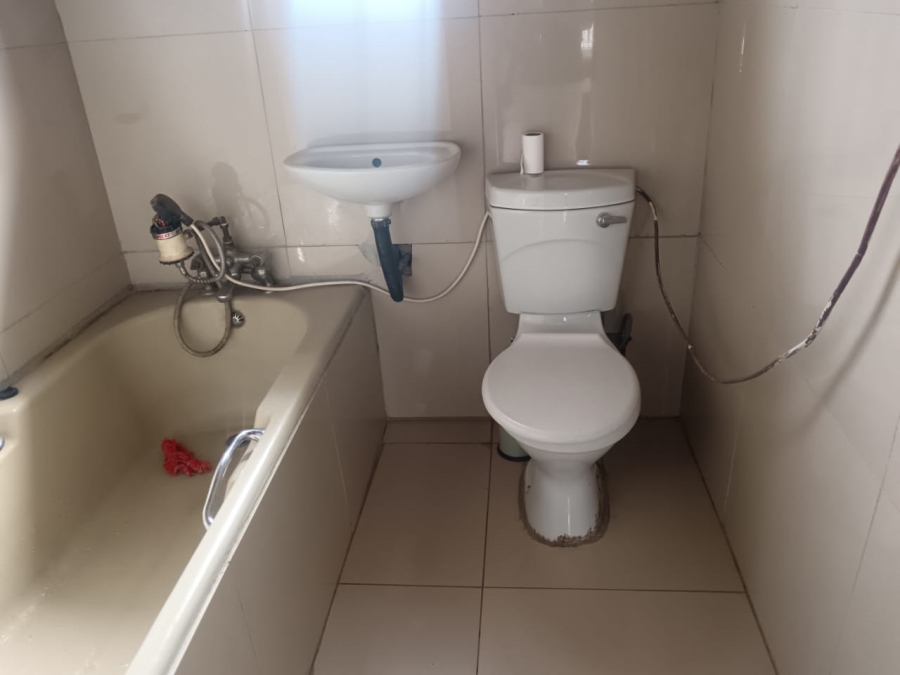 To Let 2 Bedroom Property for Rent in Ntuzuma KwaZulu-Natal