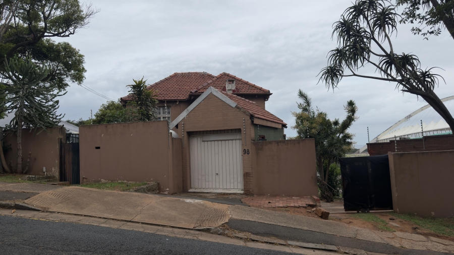 4 Bedroom Property for Sale in Windermere KwaZulu-Natal